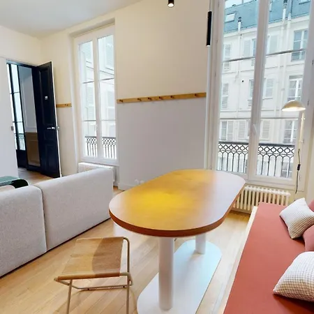 Cosy 2-bed Flat Near Moulin Rouge Appartamento