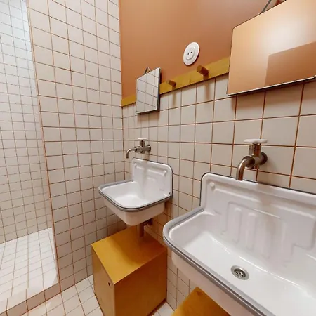 Cosy 2-bed Flat Near Moulin Rouge Appartamento Parigi
