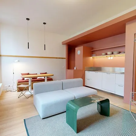 Apartment Cosy 2-bed Flat Near Moulin Rouge Paris